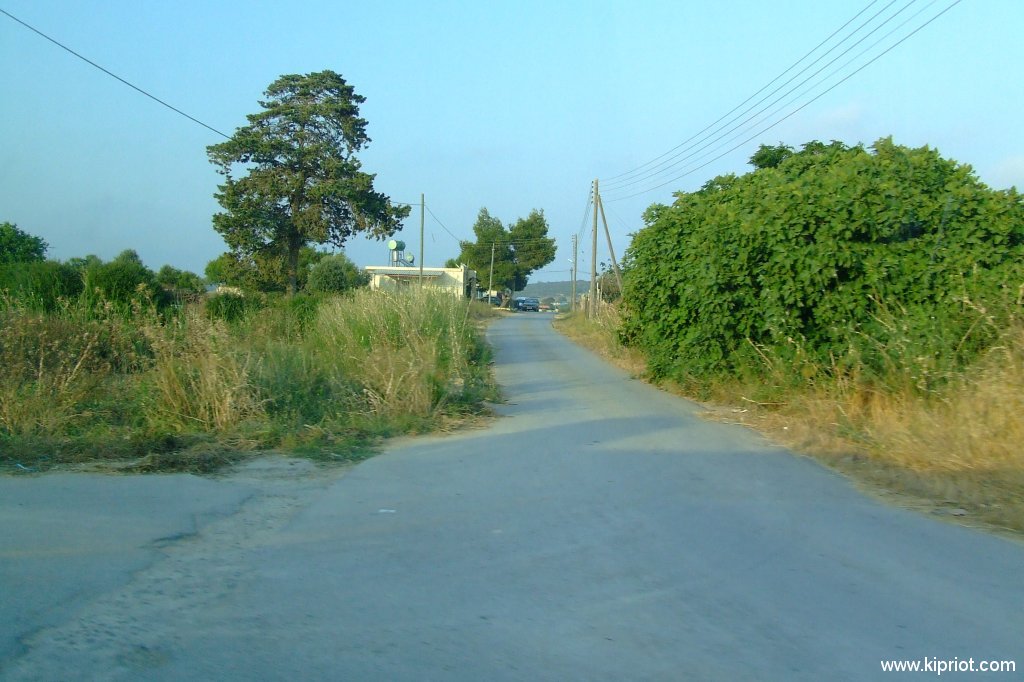 Дрога в Ризокарпасо