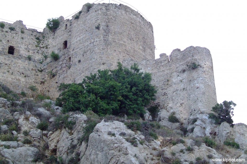 Замок Кантара