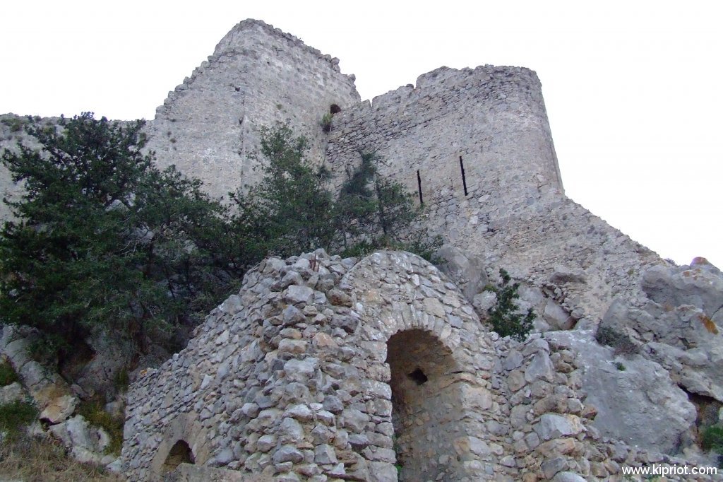 Неприступный замок Кантара
