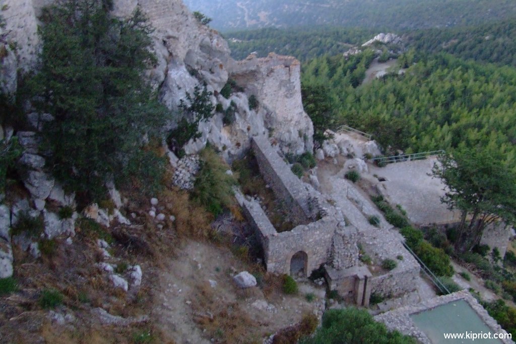 Замок Кантара
